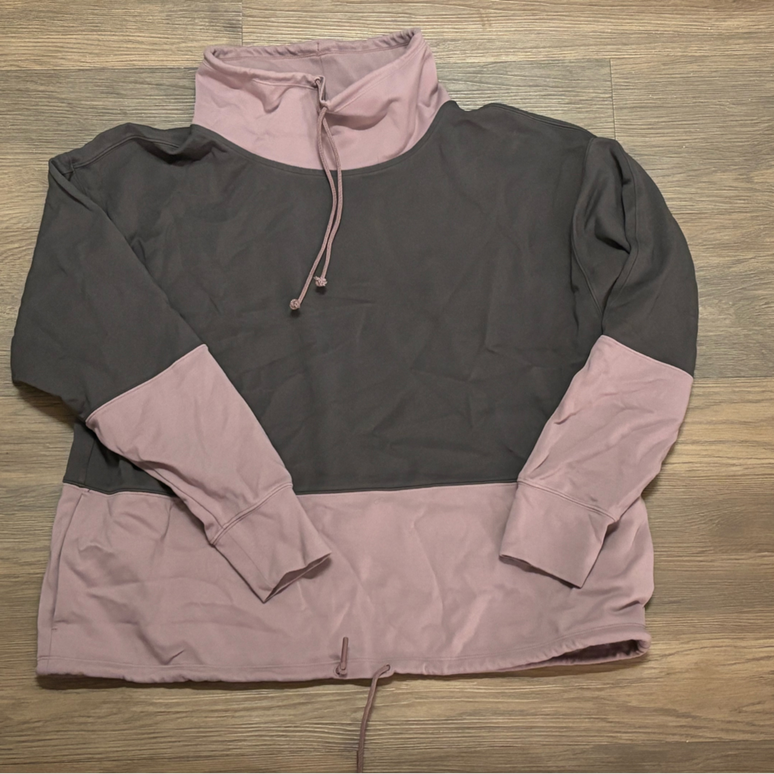 Two-Tone Athleta Pullover